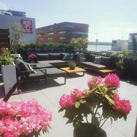 Penthouse In Almere Centrum *